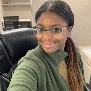 Meet your Posher, Natasha